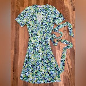Lilly Pulitzer Kessler Blue and Green V-Neck Silk Jersey Wrap Dress